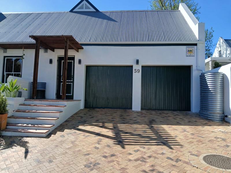 To Let 1 Bedroom Property for Rent in Paradyskloof Western Cape